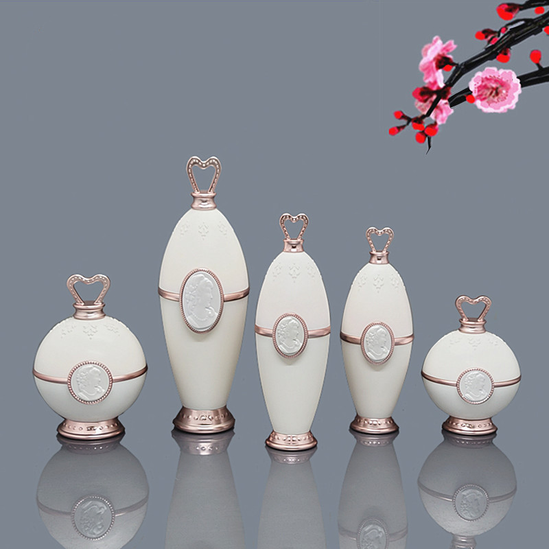 Luxury Skincare Bottles - 6pcs/pack Gold/White Acrylic Eye/Face Cream Jar