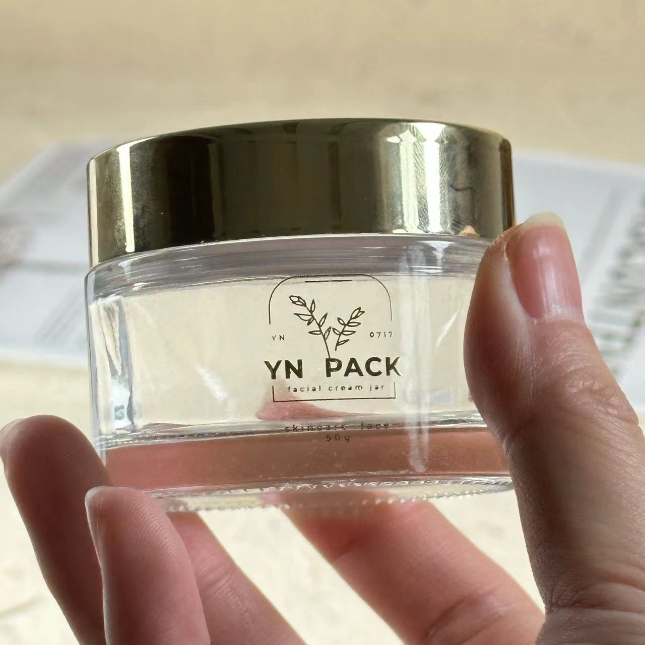 luxury glass jar Wholesa frost - Luxury Skincare Bottles reseña y precio